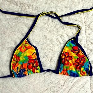 FINAL SALE Aqua culture bikini top, size small